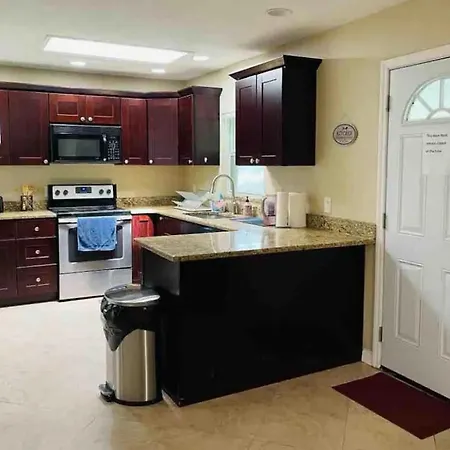 Tutul House Apartment Tampa Exterior photo