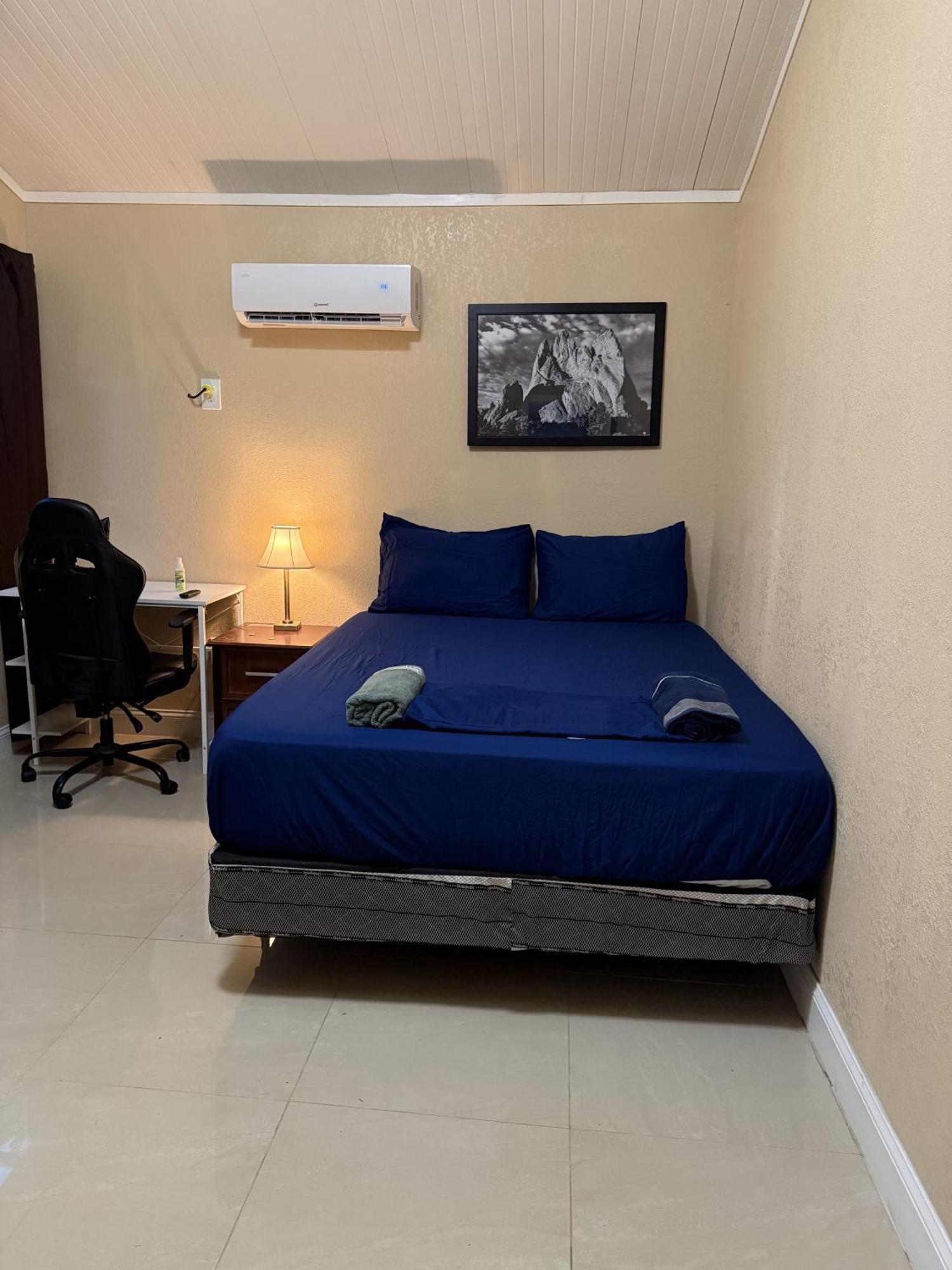 Tutul House Homestay Tampa